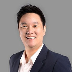 Dr. Pramuk Boonsieng